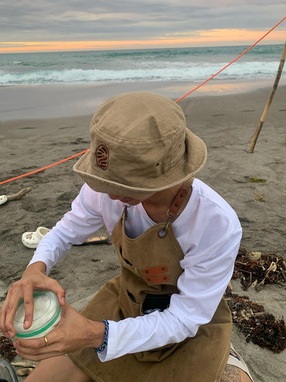 "Cappuccino" bucket hat